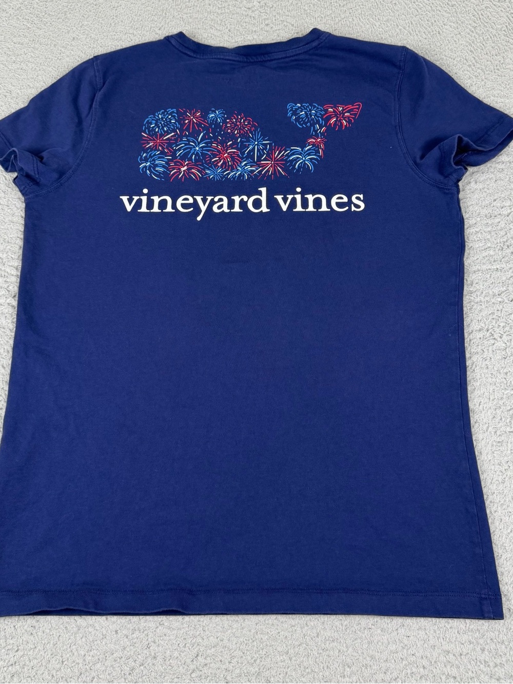 Vineyard Vines Shirt Womens Small Blue Whale Fireworks Graphic Short Sleeve Tee